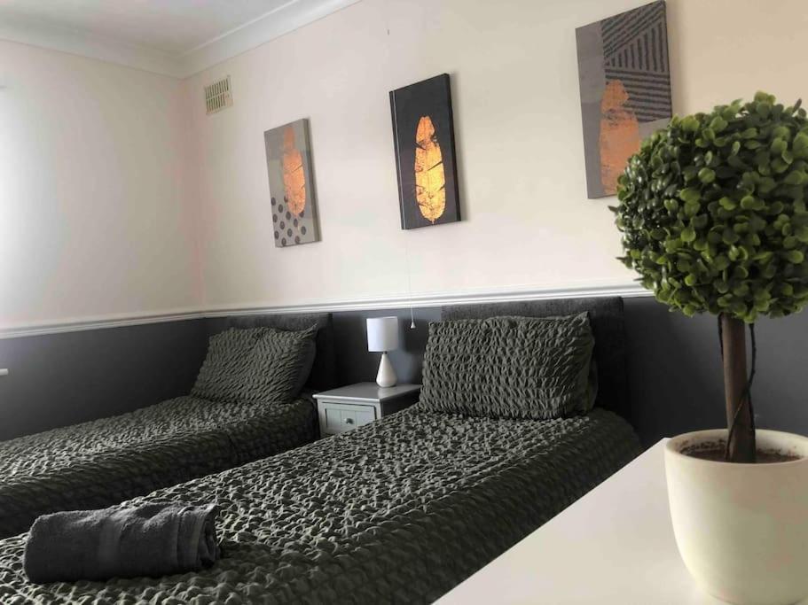 29 Comfort House 2 Bedroom Townhouse With Parking Scunthorpe Exterior foto